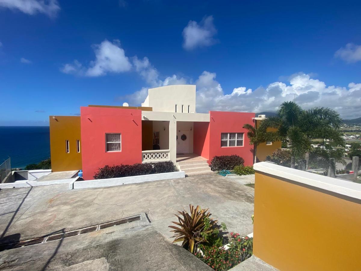 La Vue De Basseterre Apartments - Luxury In Bird Rock Eksteriør bilde